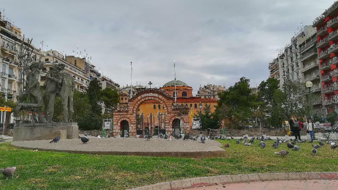 Agia Sofia'S Down Town Flat Tessalónica Exterior foto